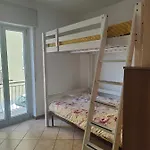 Lara's House