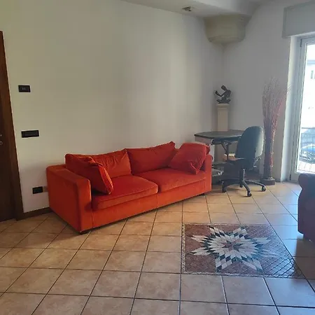 Lara's House Apartman