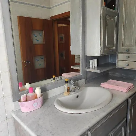 Apartman Lara's House *