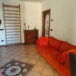 Lara's House